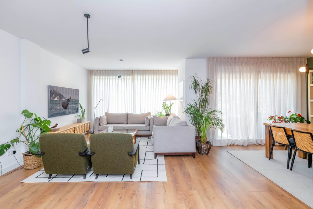 Decoración y amueblamiento a una casa en el norte de Madrid